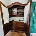 Androsa Apartment *